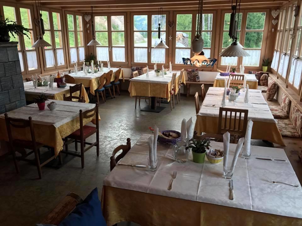 Rifugio Negritella Hotel Pozza di Fassa Esterno foto